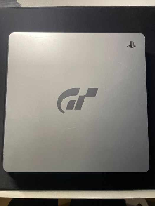 PS4 Slim Digital – Edição Gran Turismo 7