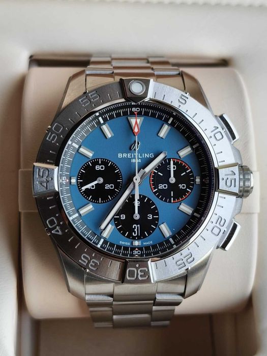 Breitling Avenger B01 Chronograph 44 2023r. / Gwar. do 2031r