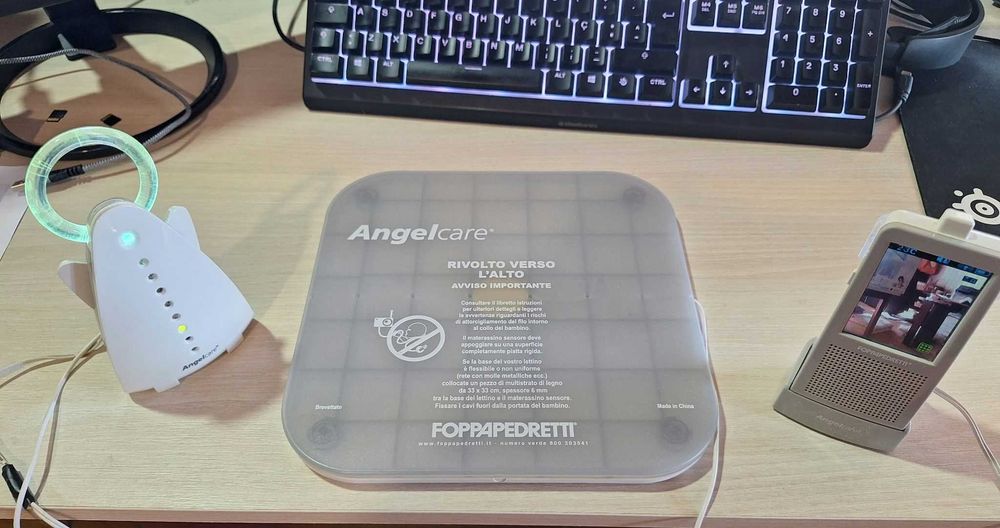 Monitor digital bebé com vídeo e detecção de som e movimento