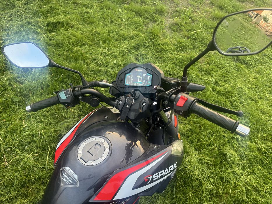 Продам мотоцикл Spark 200 r17