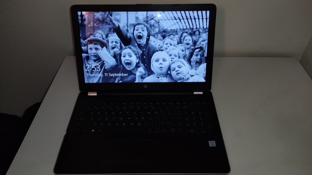 HP Intel Core i3-6006U 2.00GHz - Touch Screen
