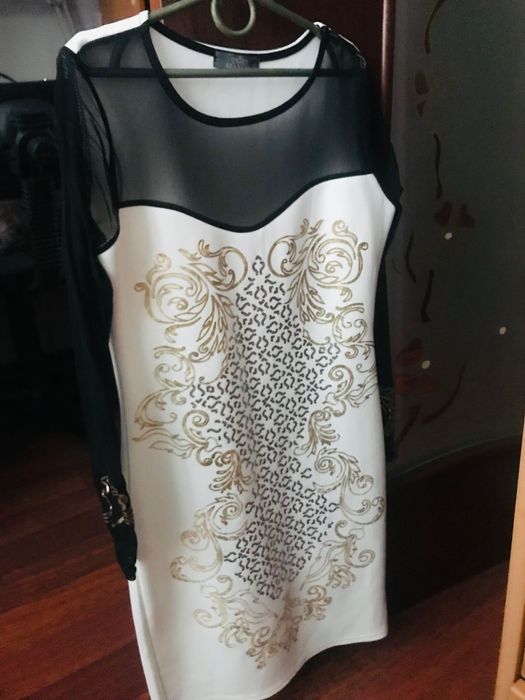 Костюм та плаття