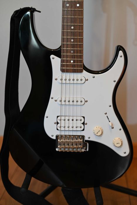 Gitara elektryczna Yamaha Pacifica 112J + Gratisy
