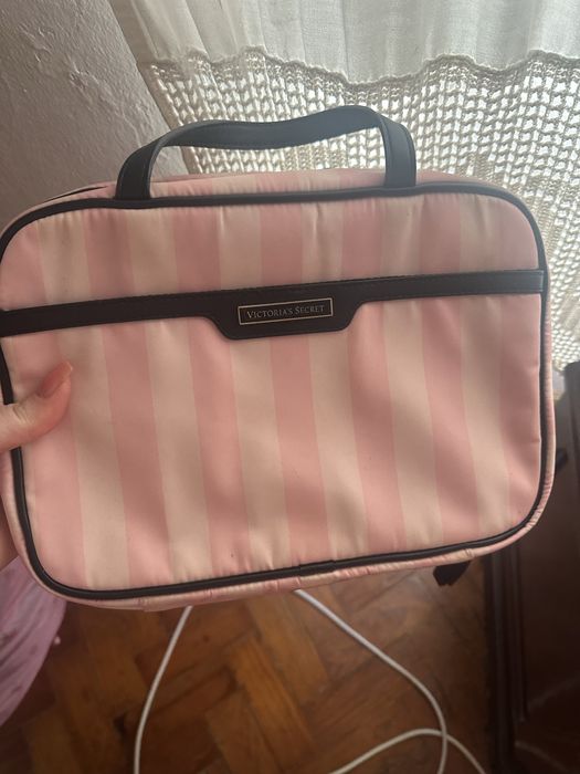 Necessaire vitoria’s secret