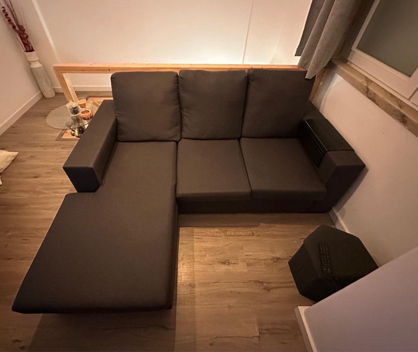 Sofá com chaise long