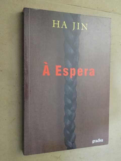 À Espera de Ha Jin - 1ª Edição