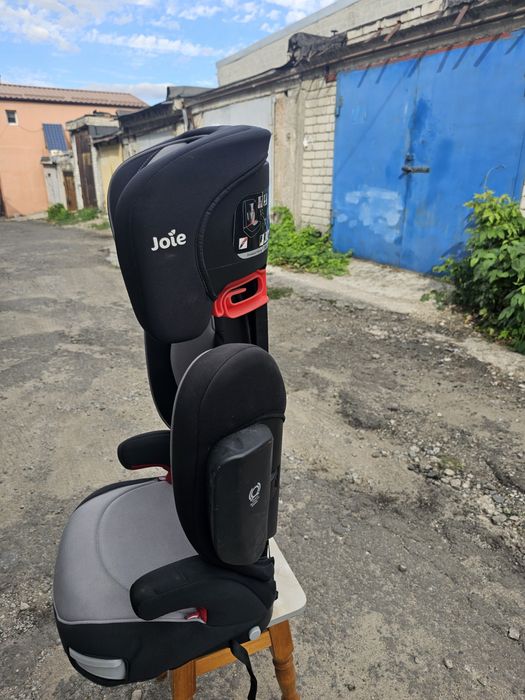 Joie trillo lx дитяче автокрісло  15-36кг