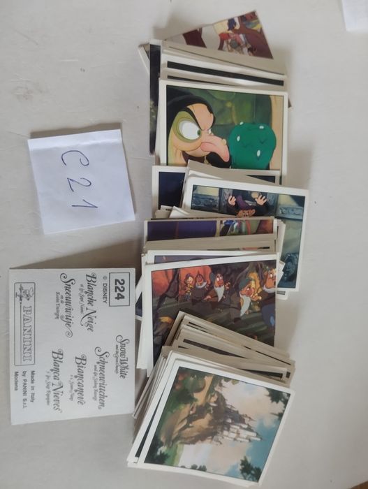 (C3) Cromos de 8 coleções