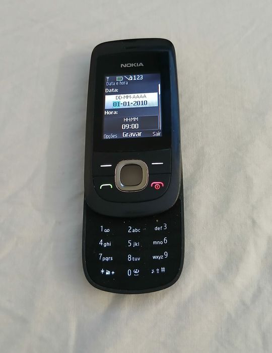 Nokia Modelo 2220S Antigo
