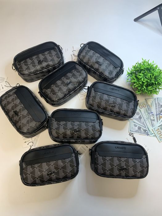 ЛАКОС ТА ЛА КОСЕ LACOSTE / месенджер/чорна