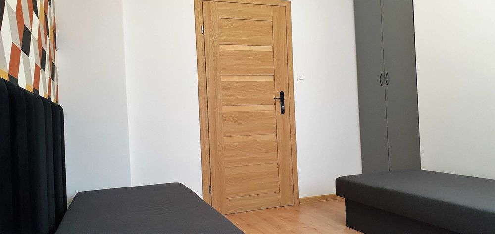 21 Zabrze Centrum - Apartament dla 4 osób TV PARKING WIFI