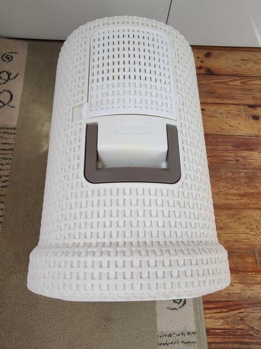 Закрытый лоток туалет для кошек с фильтром CURVER