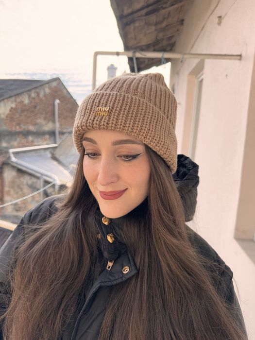 Продам шапки ручної роботи з вовни