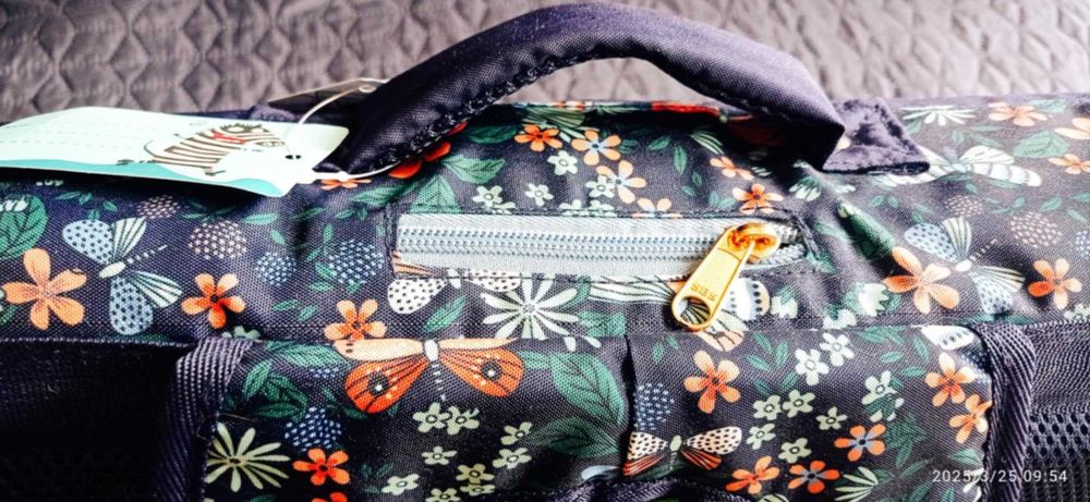 Dziewczęcy tornister kwiaty motylki