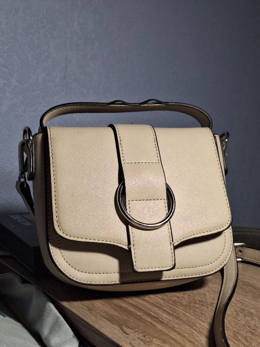 Женская сумка через плечо