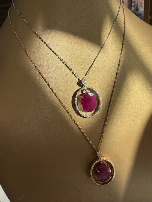 Naszyjnik wisiorek naturalny rubin 8.71 CT diamenty certyfikat IGI