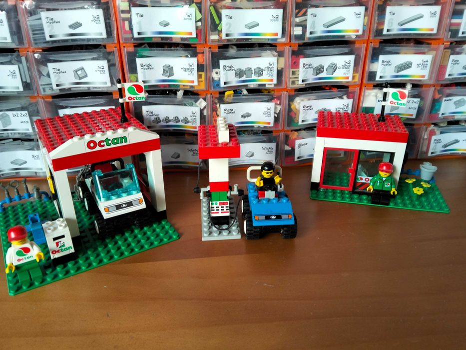 Lego Town 658 Octan Gas Station
