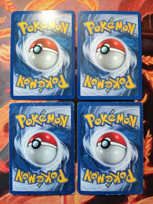 Tyranitar mais as evoluções Cartas Pokémon