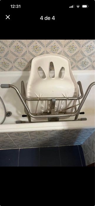 Cadeira rotativa para banheira