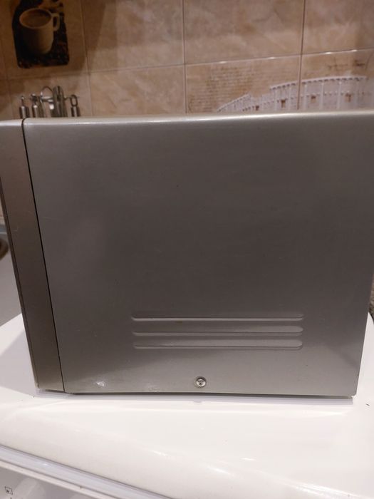 Микровалновка Samssung с грилем