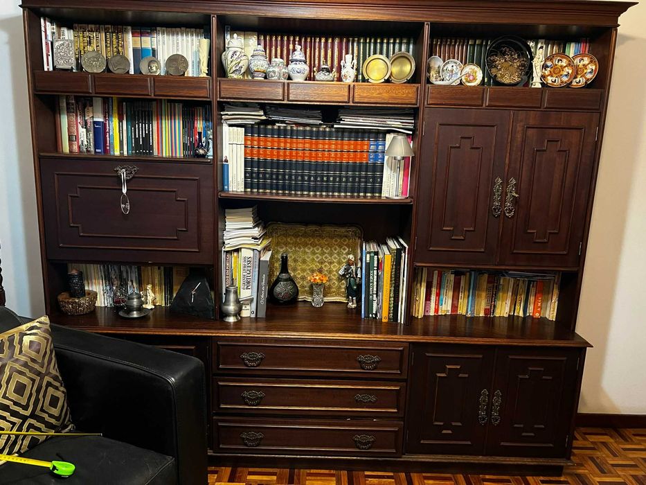 Móveis para venda. Casa completa.