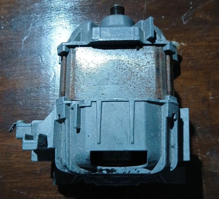 Silnik Bosch 129.60104.12 j
