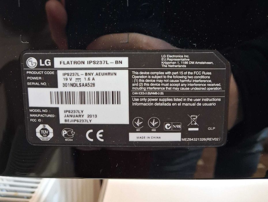 Monitor LG Flatron IPS237L-BN