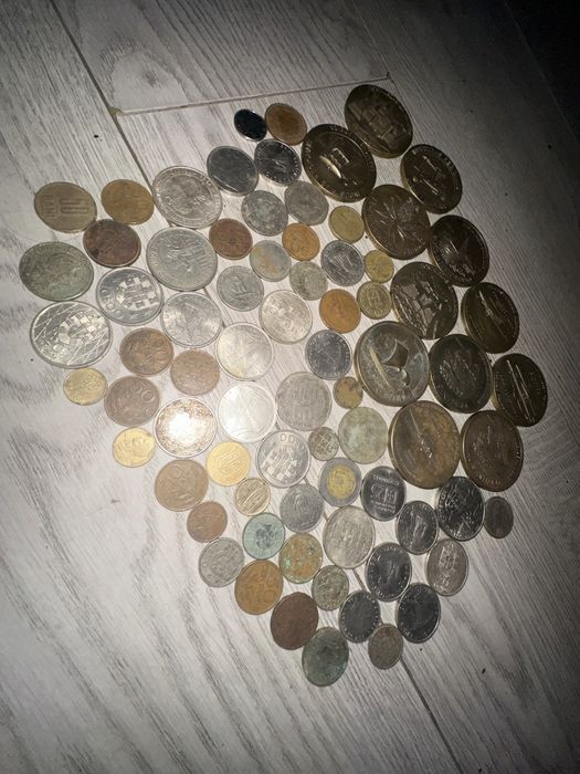 Vendo lote inteiro de moedas antigas