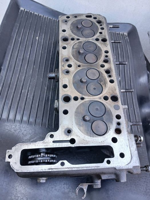 Двигун OM 616 Mercedes 2.4D