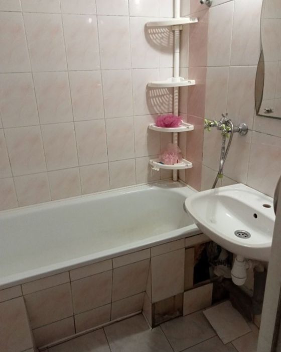 3 к квартира надовго