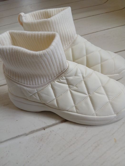 Buty damskie zimowe białe ciepłe za kostkę ulogu r.39