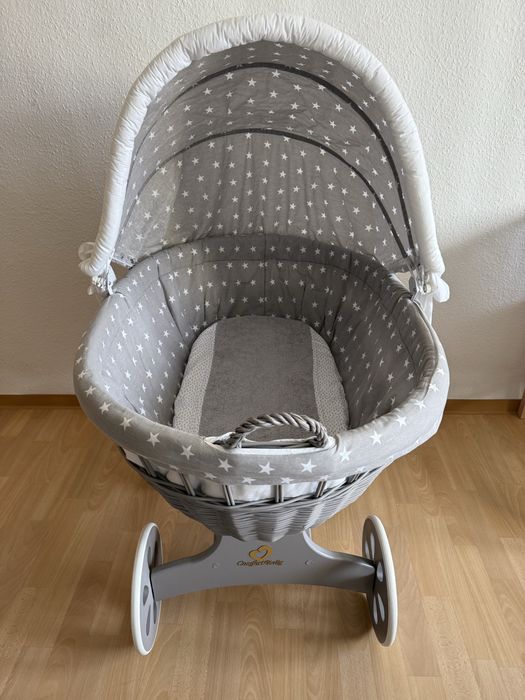 Плетена люлька-кроватка