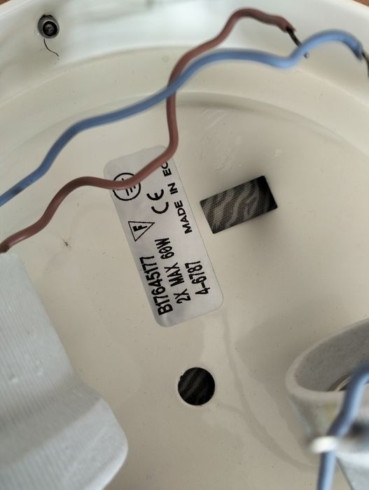 Candeeiro de teto sol