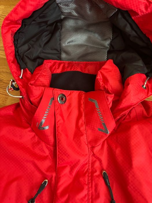 Гірськолижна куртка AVECS   р.S-M