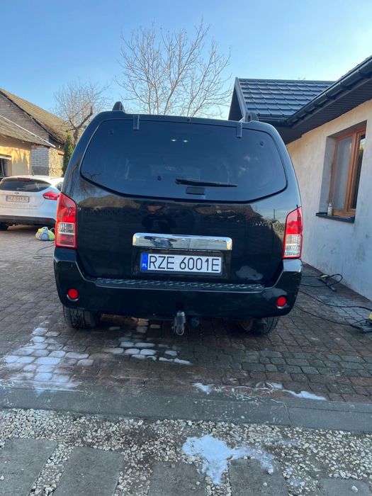 Nssan pathfinder