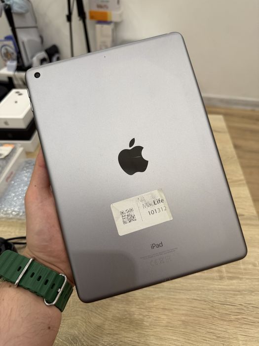 iPad 6 на запчастини