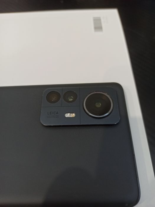 Xiaomi 12 Pro 8/255, состояние нового