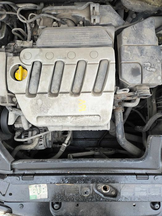 Laguna II 02r Megane Scenic silnik 1.6 b 16v 79kw/107km skrzynia biegów 5B alternator rozrusznik listwa wtryskowa przepustnica komputer silnika