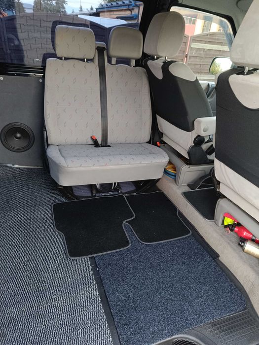 Volkswagen Transporter T4 2,5 benzyna klimatyzacja 9 osobowy