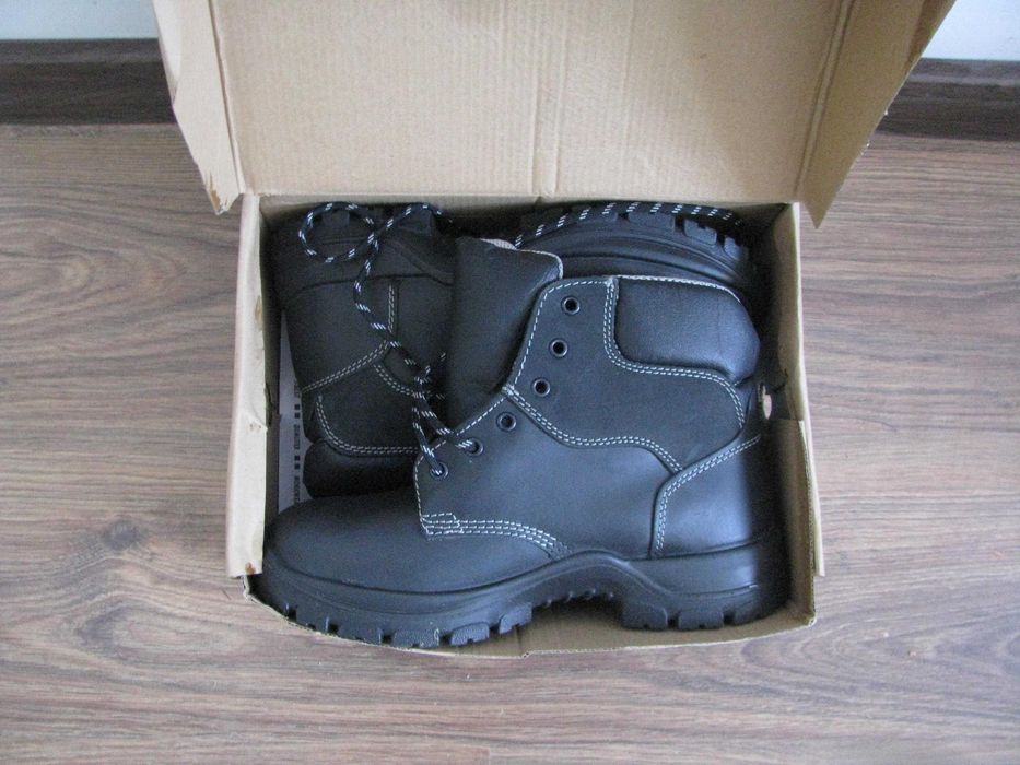 Buty robocze rozm.41 -nowe