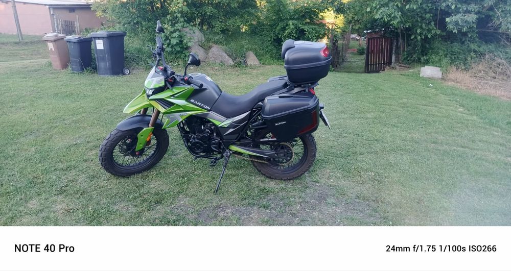 Barton hyper 125