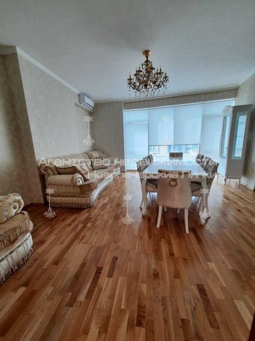 Оренда 4 кімнатної нової квартири 110м2 в ЖК Busov Hill Бусловська 12