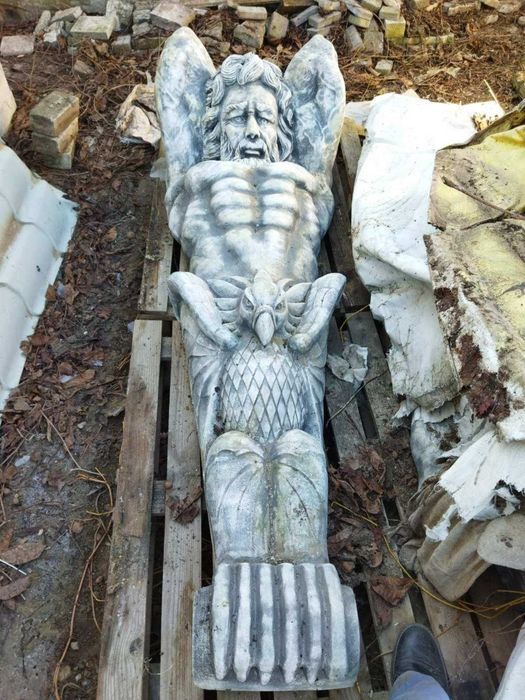 Скульптура для інтер`єру