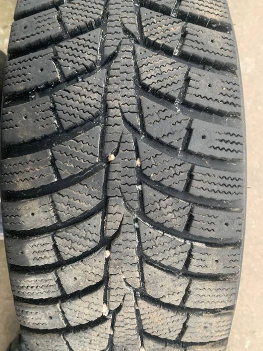 Продам диски с зимней резиной 4/114*3/р15