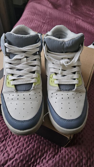 Zara  черевики ждя хлопчика