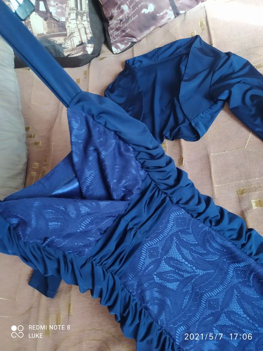 Жіноча святкова сукня