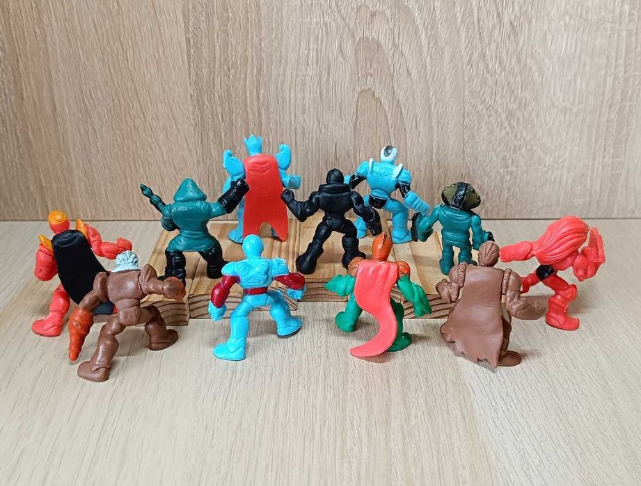 Duży zestaw mini figurek *Gormiti*