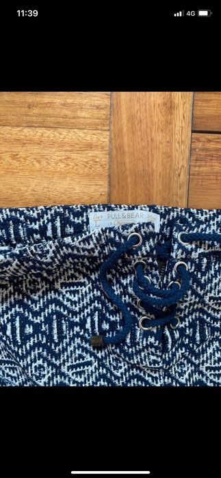 Saia azul pull and bear