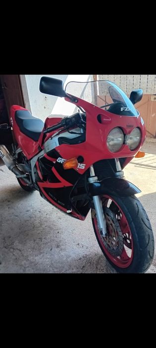 Vendo ou troco a velhinha FZR 1000
