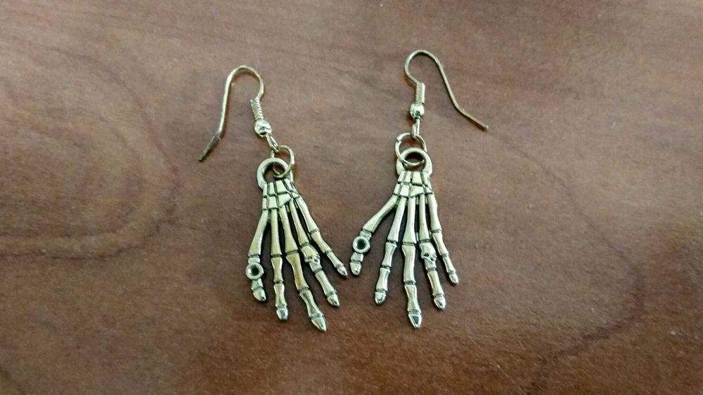 Бижутерия серьги новые